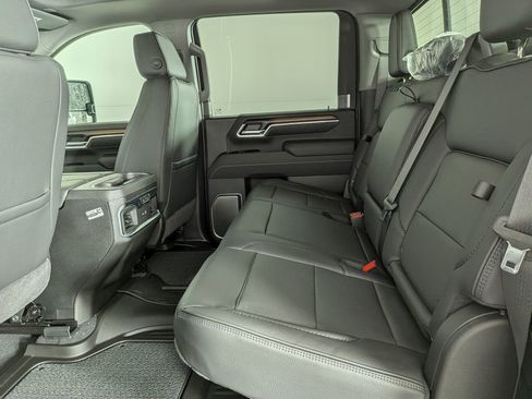 New 2025 GMC Sierra 3500 Denali w/ Denali Reserve Package image 32