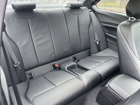 Used 2018 BMW M240i xDrive Coupe image 28