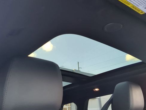 Certified 2024 Land Rover Range Rover Evoque S image 19