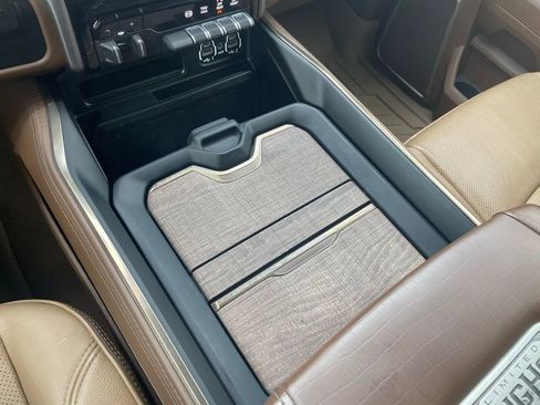 Used 2023 RAM 2500 Limited image 18