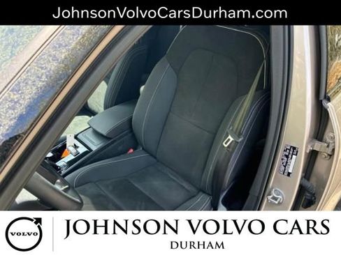 Used 2023 Volvo XC40 Recharge Ultimate AWD/4WD image 7