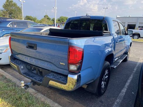 Used 2019 Toyota Tacoma SR5 RWD image 7