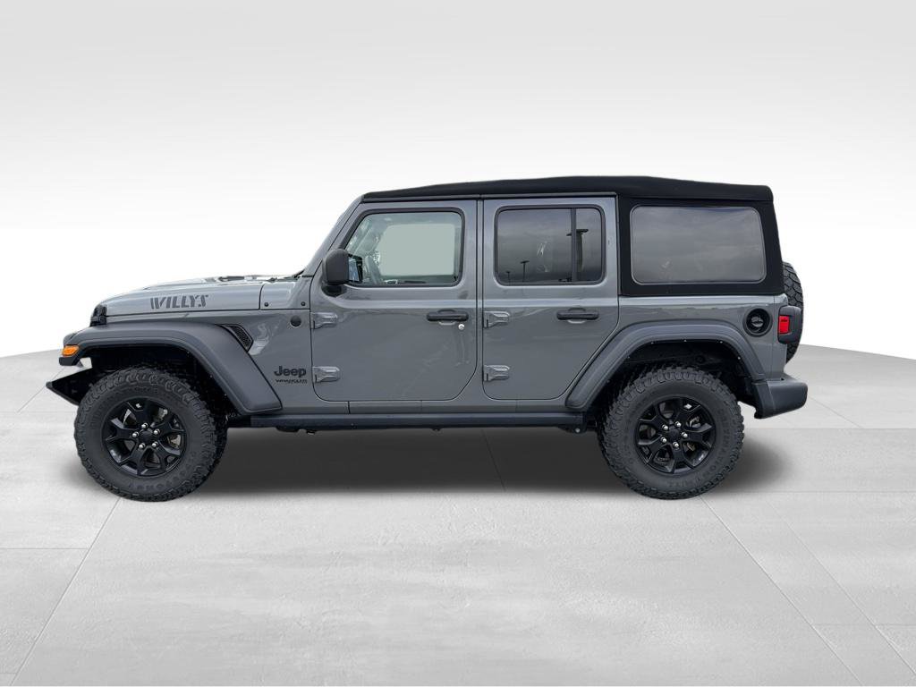 Used 2021 Jeep Wrangler Unlimited Sport AWD/4WD image 3