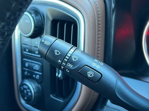 Used 2020 Chevrolet Silverado 3500 High Country w/ Z71 Off-Road Package image 35