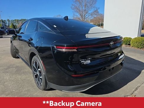 Used 2024 Toyota Crown Limited image 5