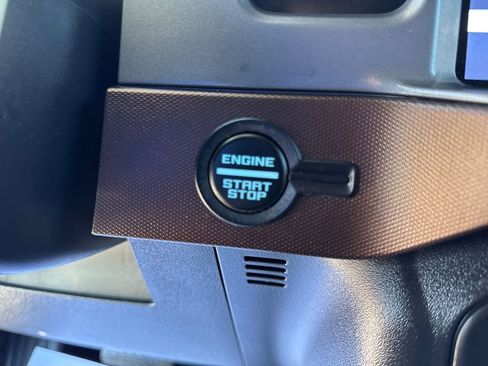 Used 2022 Ford Bronco Outer Banks AWD/4WD image 30
