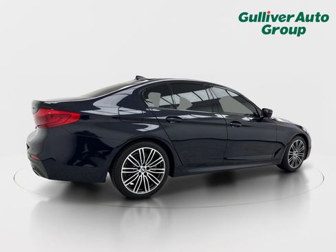 Used 2020 BMW 530i xDrive w/ M Sport Package image 9