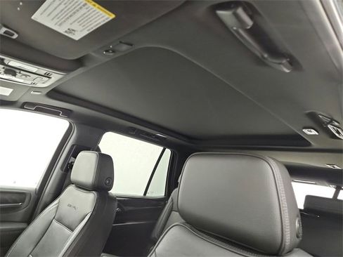 Used 2023 GMC Yukon Denali w/ Max Trailering Package image 19