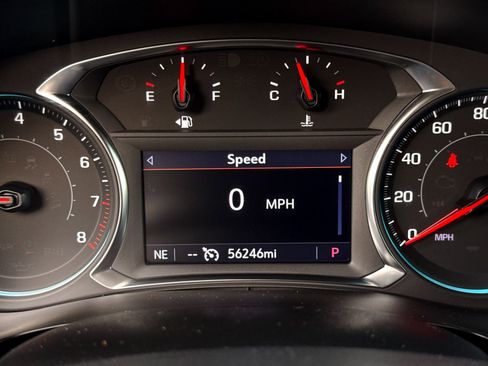 Used 2023 Chevrolet Traverse LT image 43