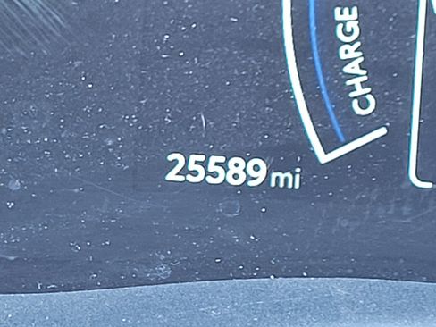 Certified 2025 Toyota Camry SE w/ Multimedia Upgrade Package image 28