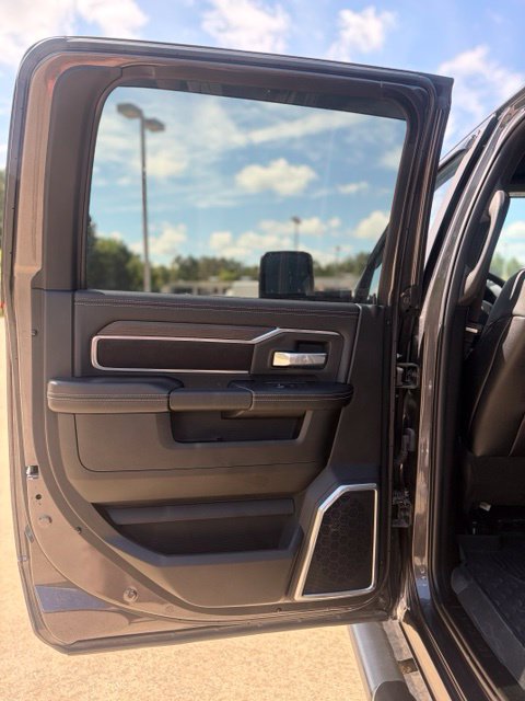 Used 2025 RAM 2500 Laramie w/ Night Edition AWD/4WD image 21