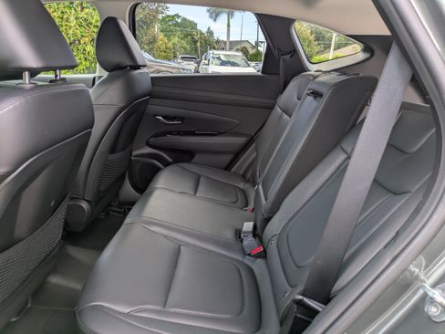 Certified 2025 Hyundai Tucson Limited AWD/4WD image 13
