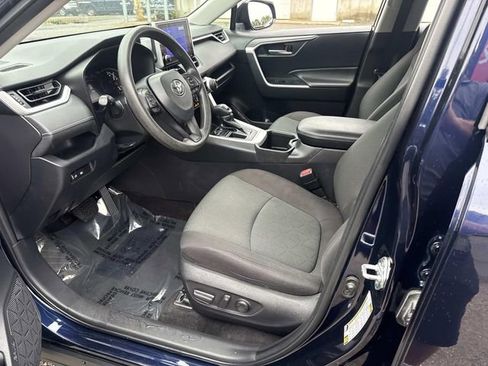 Used 2023 Toyota RAV4 XLE image 18