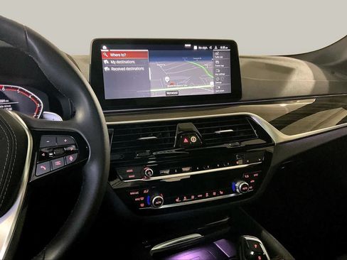 Certified 2023 BMW 530i xDrive w/ Premium Package AWD/4WD image 6