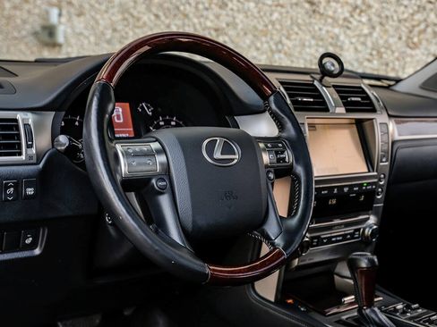 Used 2015 Lexus GX 460 Luxury AWD/4WD image 20