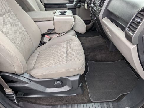 Used 2018 Ford F150 XLT image 23