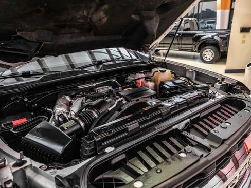 Used 2022 Chevrolet Silverado 3500 LT w/ Convenience Package image 38