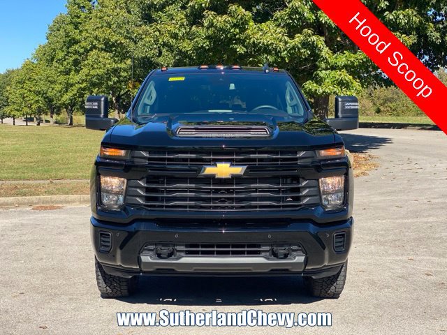 New 2026 Chevrolet Silverado 2500 Custom w/ Custom Value Package AWD/4WD image 2