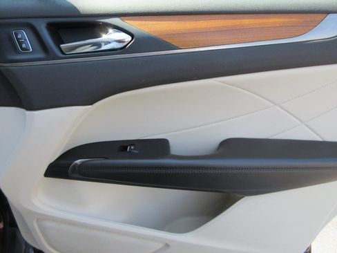 Used 2016 Lincoln MKC Reserve AWD/4WD image 24