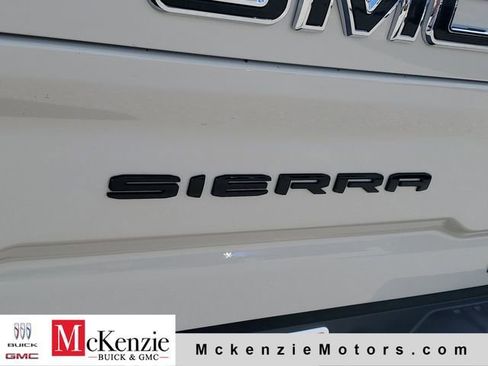 New 2026 GMC Sierra 2500 AT4X w/ LPO, Black Badging Package AWD/4WD image 28