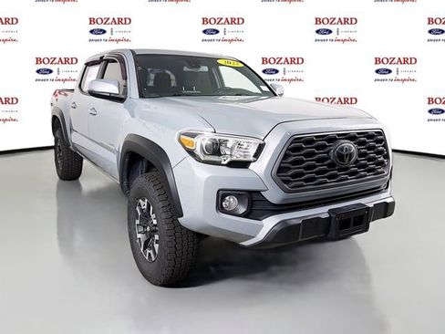 Used 2021 Toyota Tacoma TRD Off-Road AWD/4WD image 1