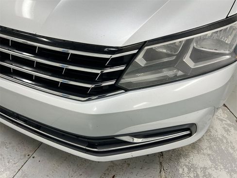 Used 2016 Volkswagen Passat 1.8T S image 29