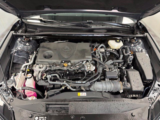 Used 2025 Toyota Camry XSE AWD/4WD image 11