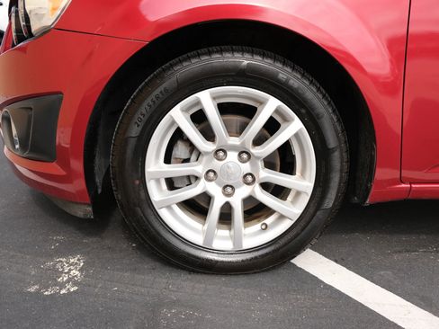 Used 2014 Chevrolet Sonic LT w/ Wheels and Fog Lamp Package image 12