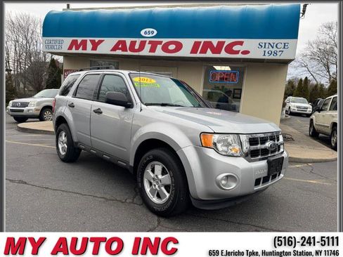 Used 2012 Ford Escape XLT image 1