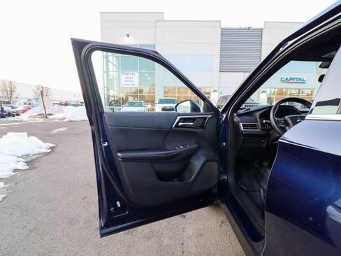 Used 2022 Mitsubishi Outlander SEL Black Edition image 37