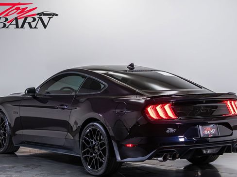 Used 2023 Ford Mustang GT RWD image 3