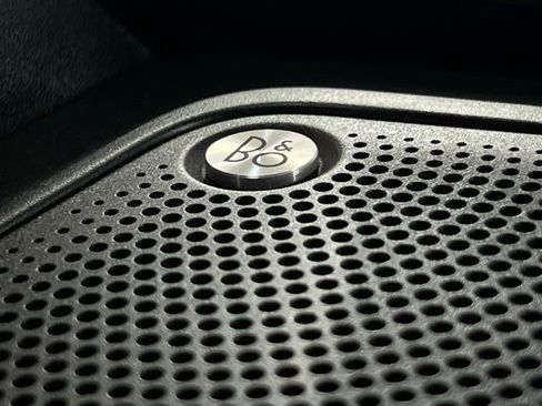 Used 2024 Ford Bronco Wildtrak image 17