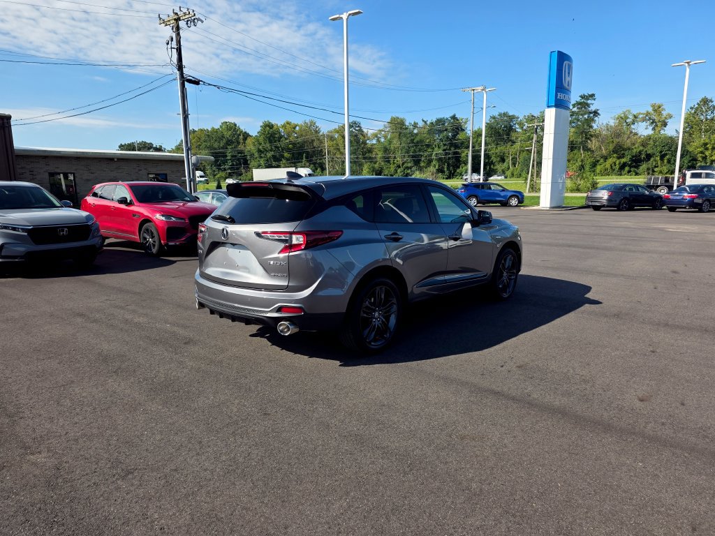 Used 2023 Acura RDX w/ Advance Package AWD/4WD image 3