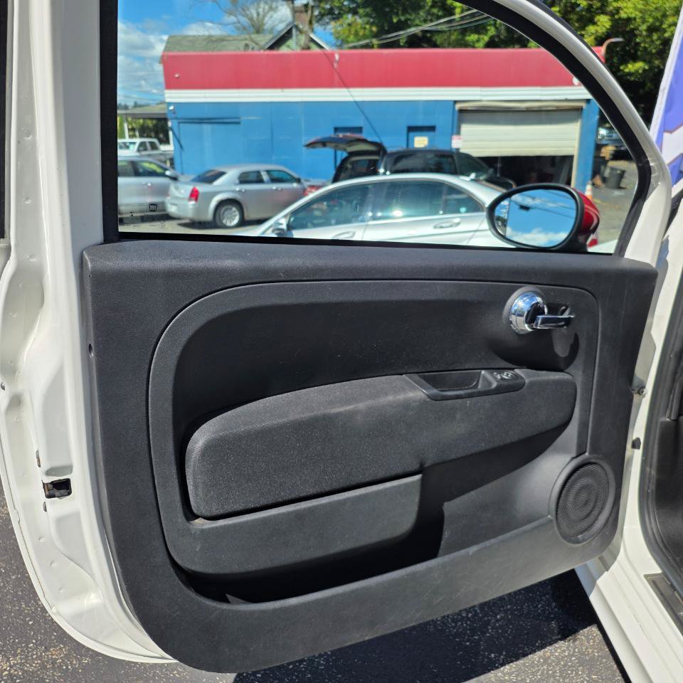 Used 2013 FIAT 500 Abarth w/ Comfort/Convenience Group FWD image 28