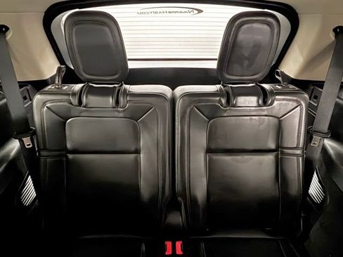 Used 2020 Lincoln Aviator Reserve RWD image 11
