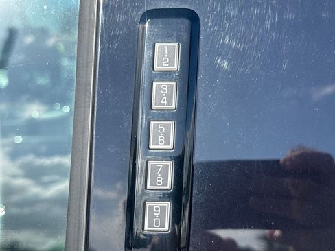 Used 2021 Ford F350 Lariat w/ Lariat Ultimate Package image 21