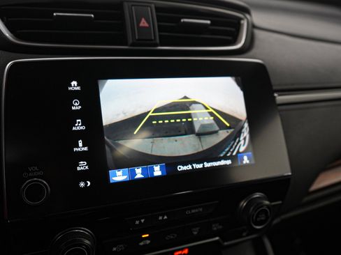 Used 2018 Honda CR-V Touring image 22
