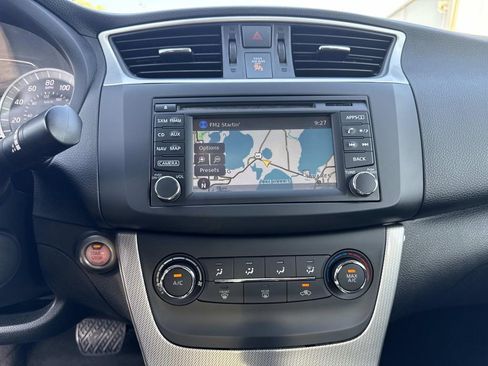 Used 2015 Nissan Sentra SR w/ SR Premium Package image 22