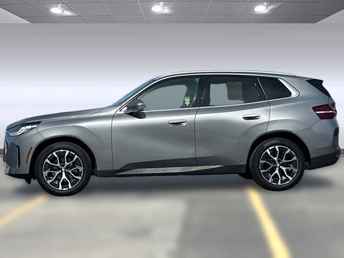 Used 2025 BMW X3 xDrive30i w/ Convenience Package AWD/4WD image 2