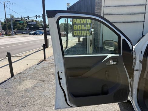 Used 2013 Nissan Frontier S RWD image 14