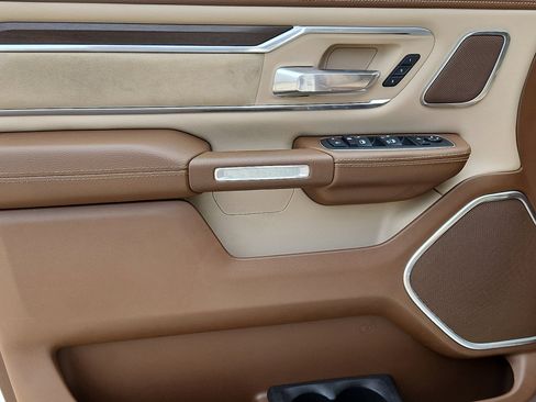 Certified 2021 RAM 1500 Laramie image 22