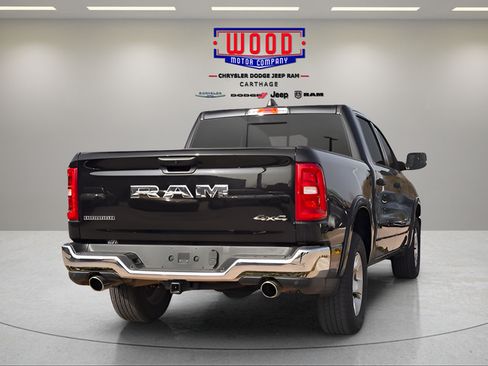 Used 2025 RAM 1500 Big Horn AWD/4WD image 4