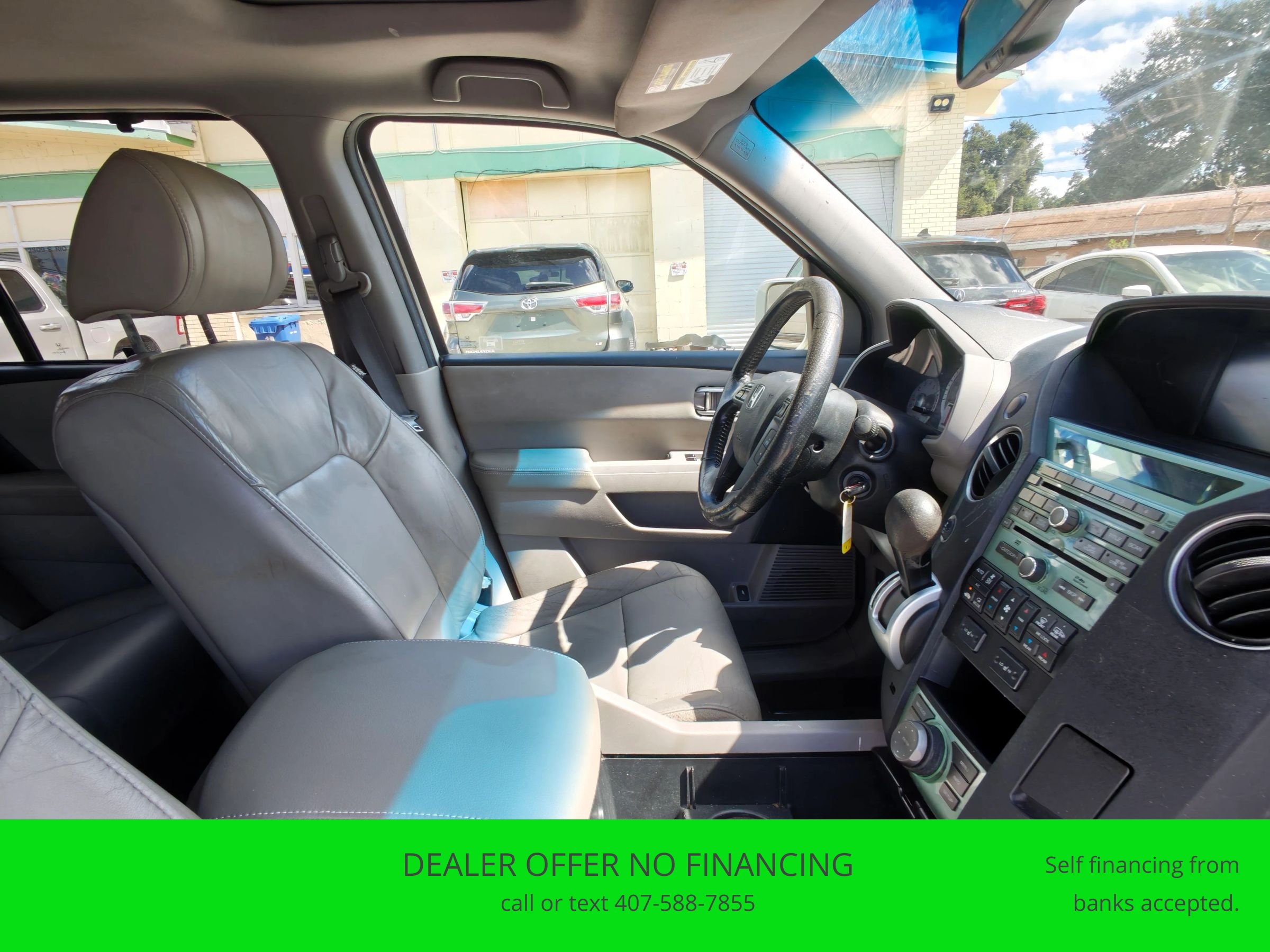Used 2011 Honda Pilot Touring image 19