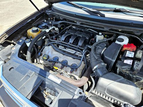 Used 2011 Ford Flex SEL w/ Rapid Spec Order Code image 23