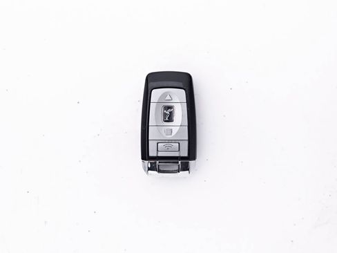 Used 2018 Rolls-Royce Wraith RWD image 80