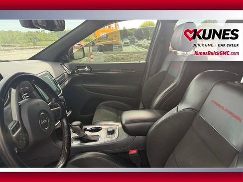 Used 2020 Jeep Grand Cherokee Trailhawk AWD/4WD image 9