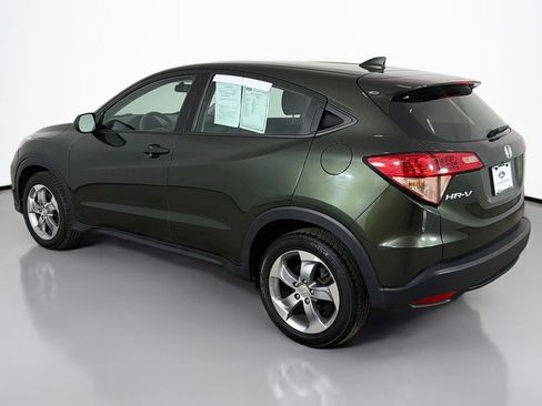 Used 2018 Honda HR-V LX image 7