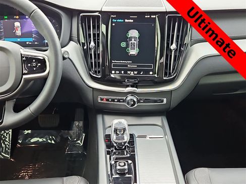 Used 2024 Volvo XC60 B5 Ultimate w/ Protection Package Premier image 20