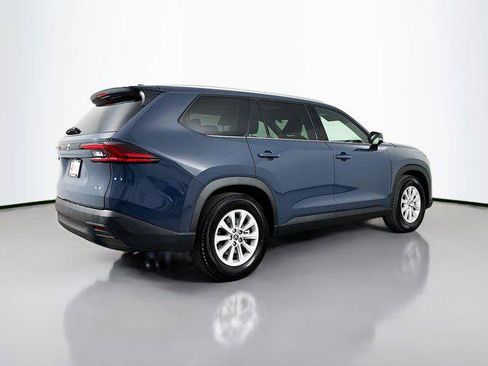 Certified 2025 Toyota Grand Highlander AWD image 7