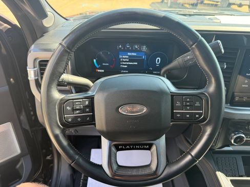 Used 2024 Ford F250 Platinum AWD/4WD image 24